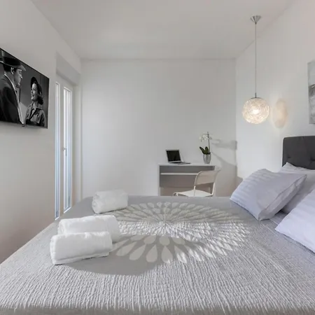 Luxury Fleur With Pool By Interhome Willa